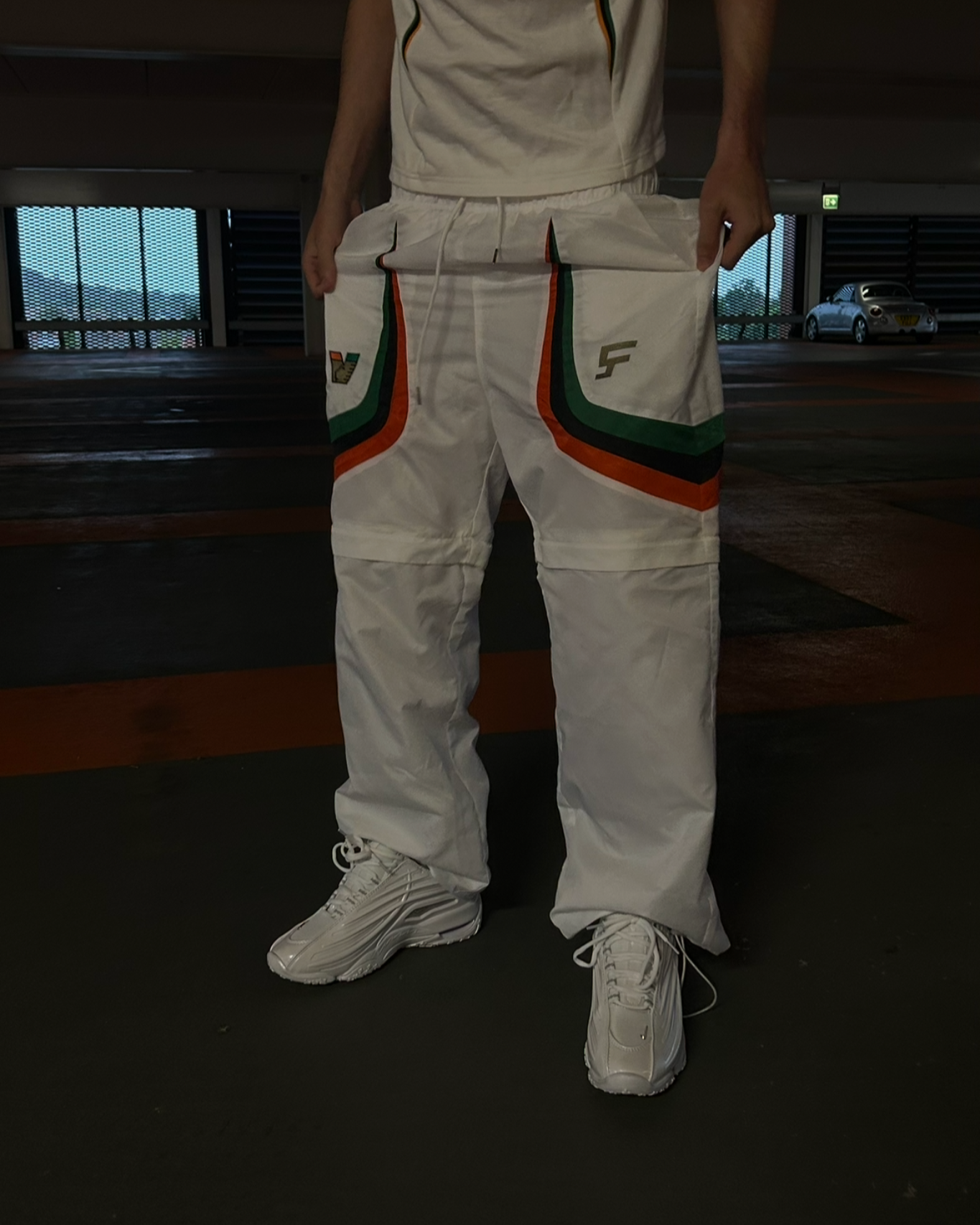 THE TRACK PANT